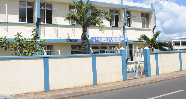 poste-de-police-riviere-du-rempart