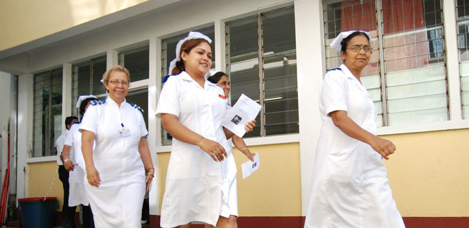 Budget 2026-2027 : Recrutement de 2 220 personnels médicaux et paramédicaux, incluant des infirmiers
