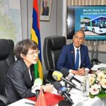 Maurice reçoit cinq autobus électriques offerts par la Chine