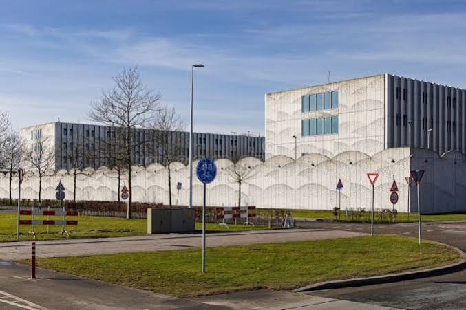schipol detention center
