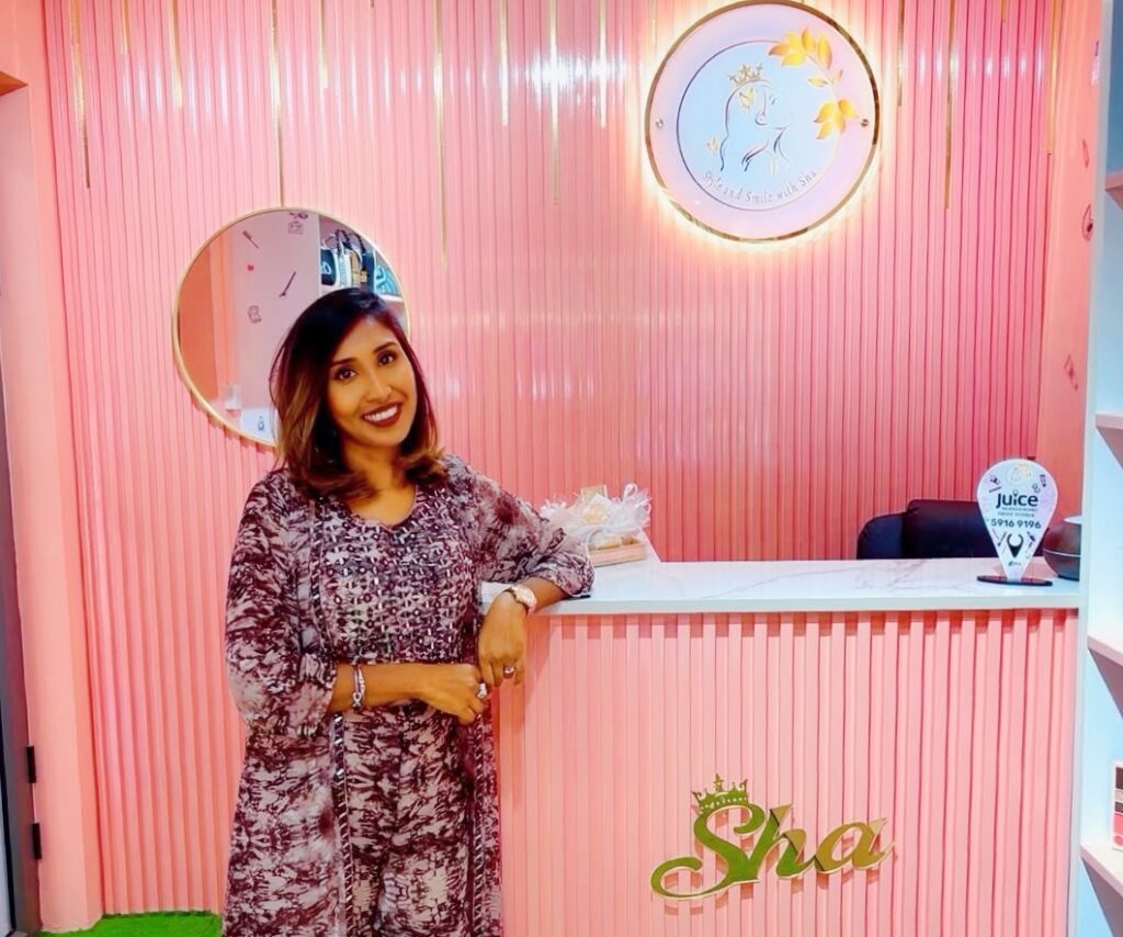 « Style and Smile with Sha »: la TikTokeuse Shazia Nauzeer qui partage bien plus que des conseils beauté